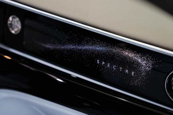 Rolls-Royce Spectre 2024