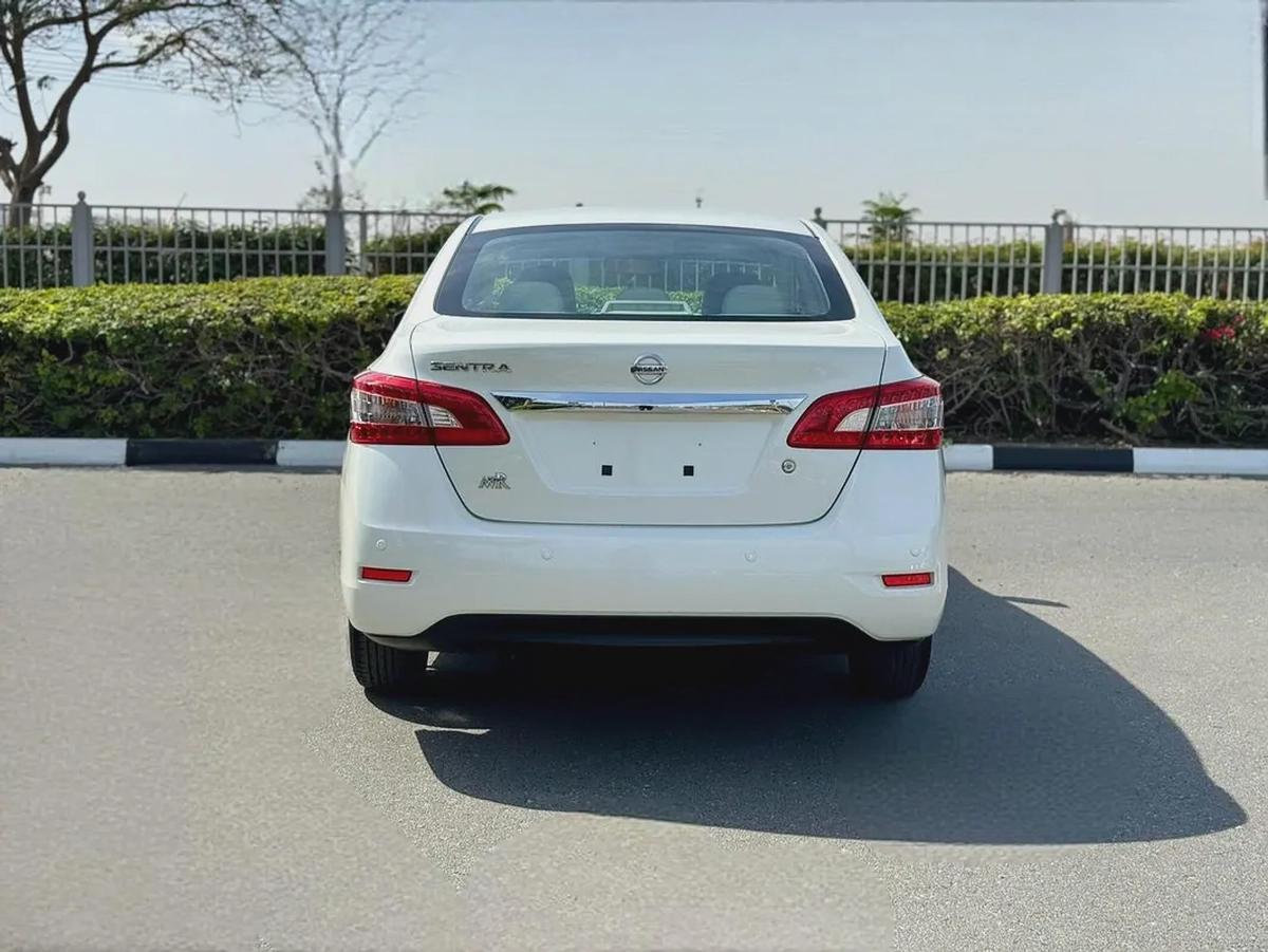 Nissan Sentra 1.6L Model 2019 GCC Specifications Good Conditions-5-5