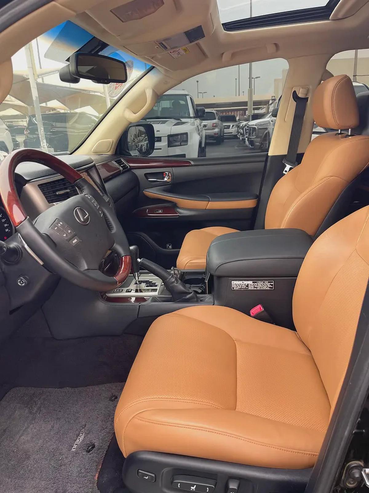 GCC Specs Lexus LX 570 Sport 2015-10-10