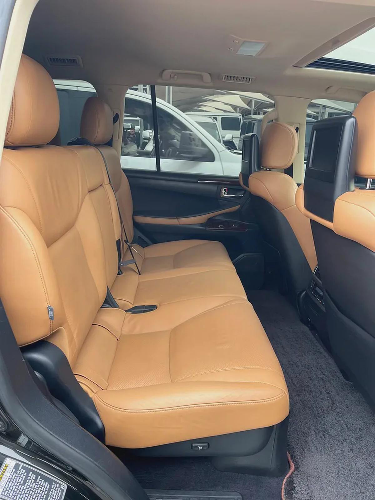 GCC Specs Lexus LX 570 Sport 2015-14-14