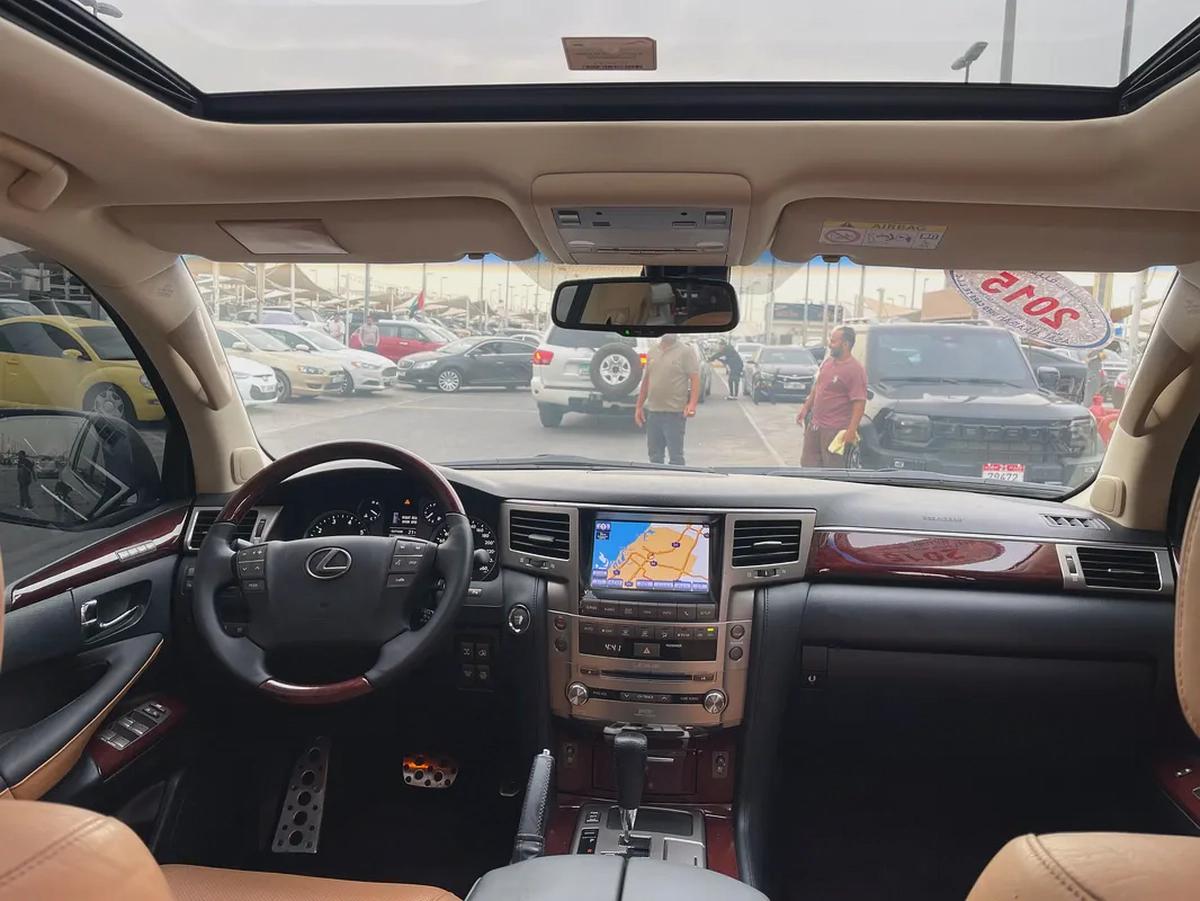 GCC Specs Lexus LX 570 Sport 2015-17-17