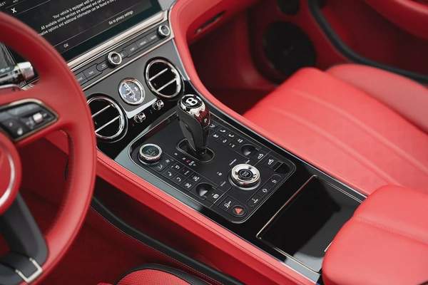 2025 BENTLEY CONTINENTAL GT FIRST EDITION