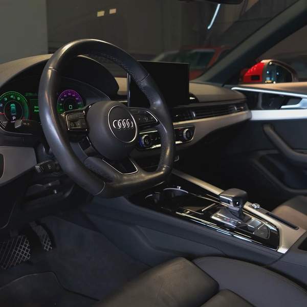 AED 1,858 pm • 0% Downpayment • A4 35TFSI S-Line • Agency Warranty