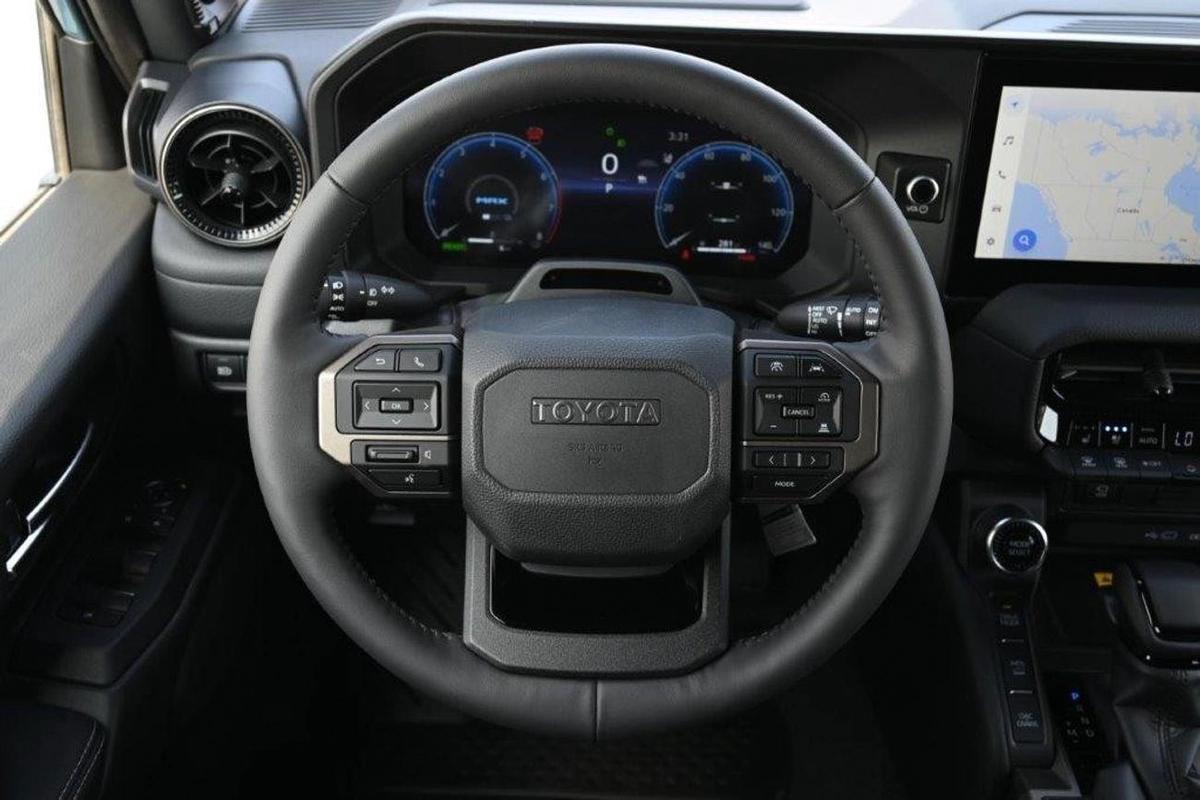 Toyota Prado LC 250 i- FORCE First Edition Hybrid-6-6
