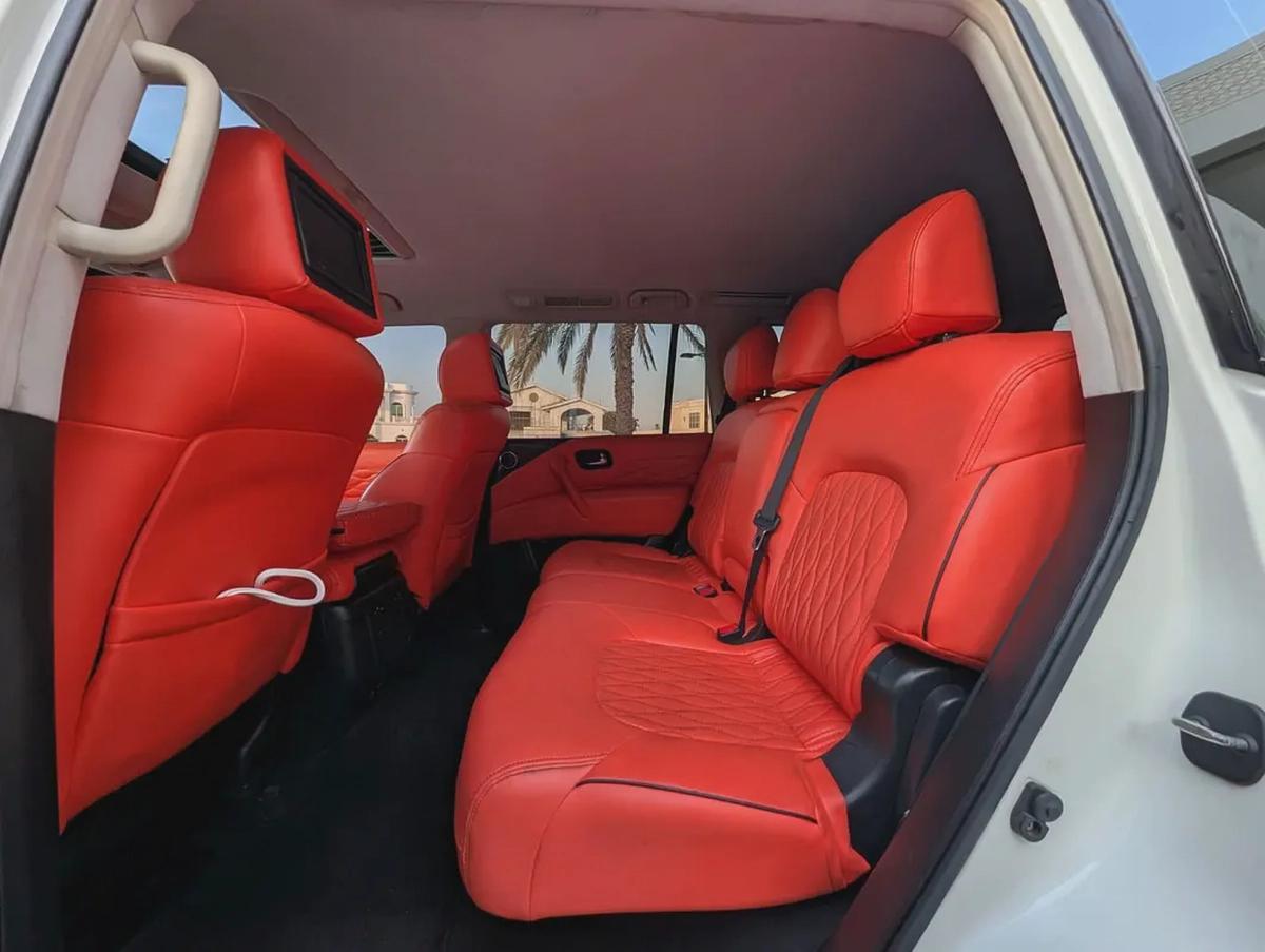 Nissan Patrol 2014 Platinum LE Full Options-9-9