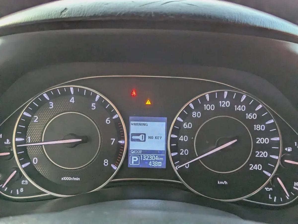 Nissan Patrol 2014 Platinum LE Full Options-12-12