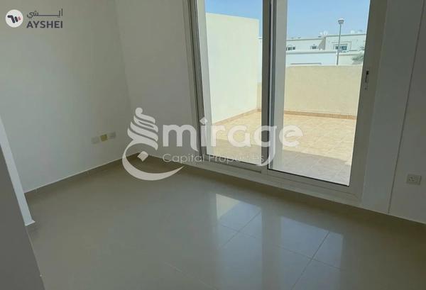 TOWNHOUSE FOR SALE IN ARABIAN STYLE, AL REEF VILLAS