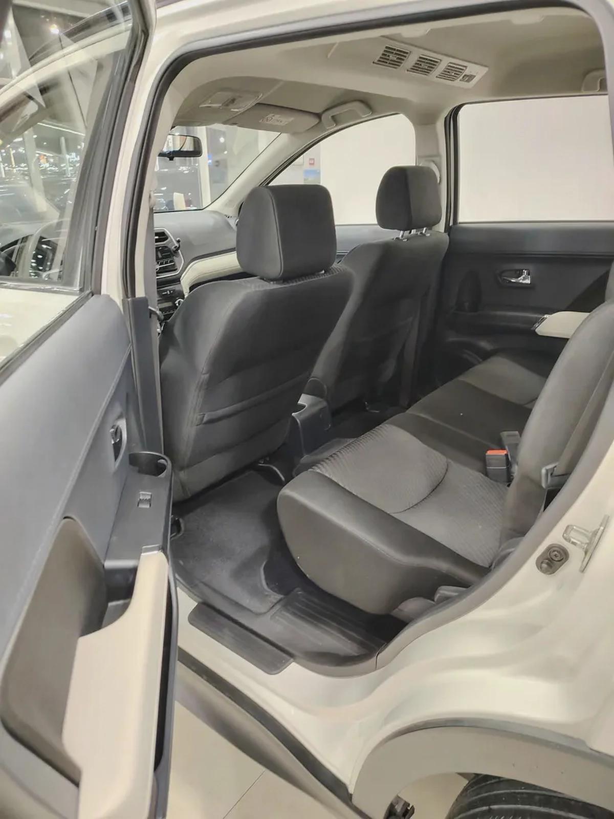 Toyota Rush GX 2022 - GCC Specs - Excellent Condition-8-8