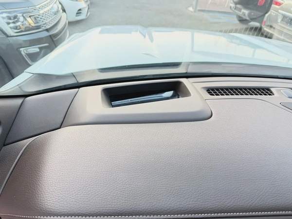 جي ام سي يوكن دينالي ابيض / رمادي خليجي الكندي 2023 GMC Yukon Denali - GCC Specs