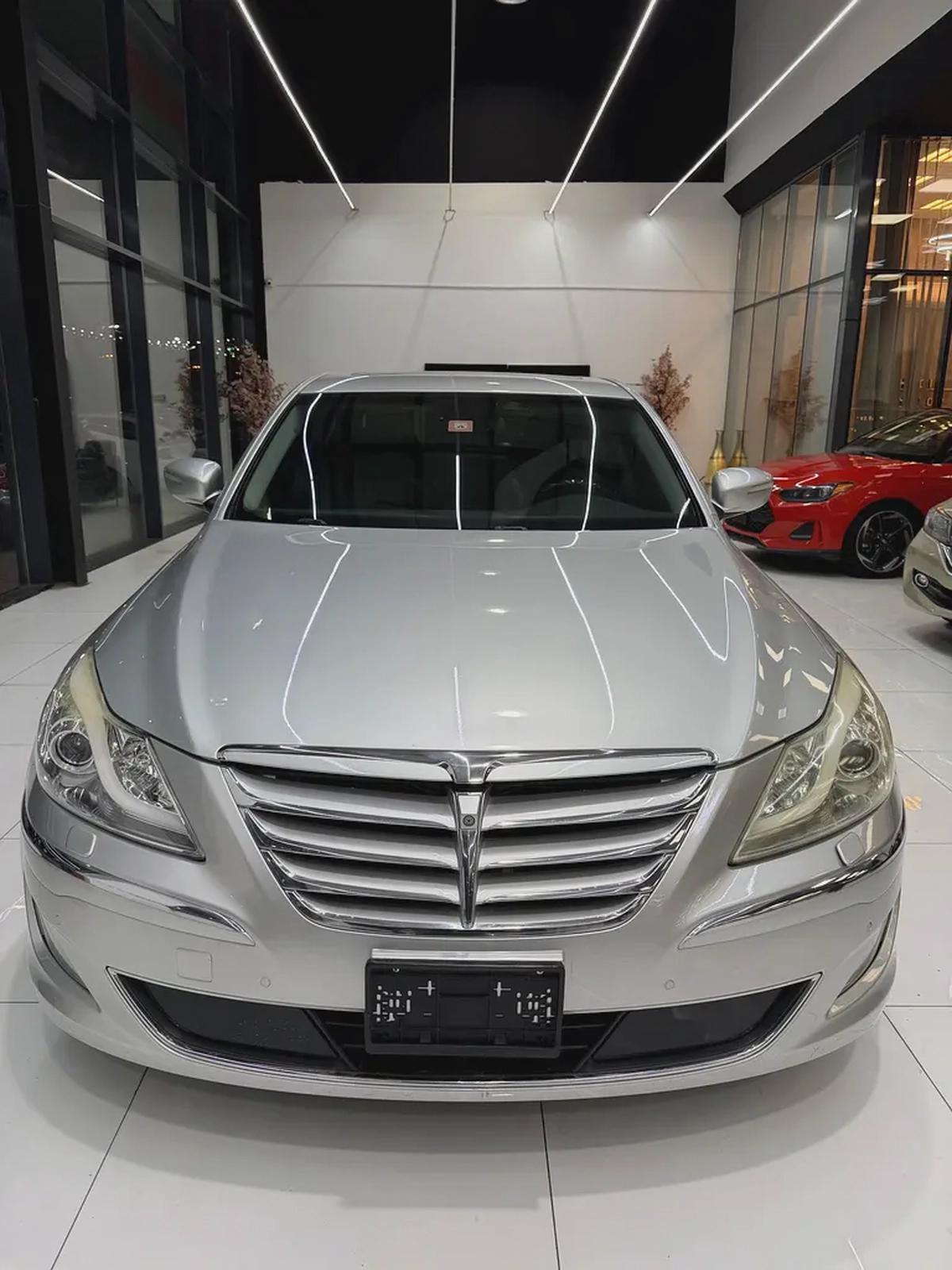 Genesis Gcc Full option-0-0