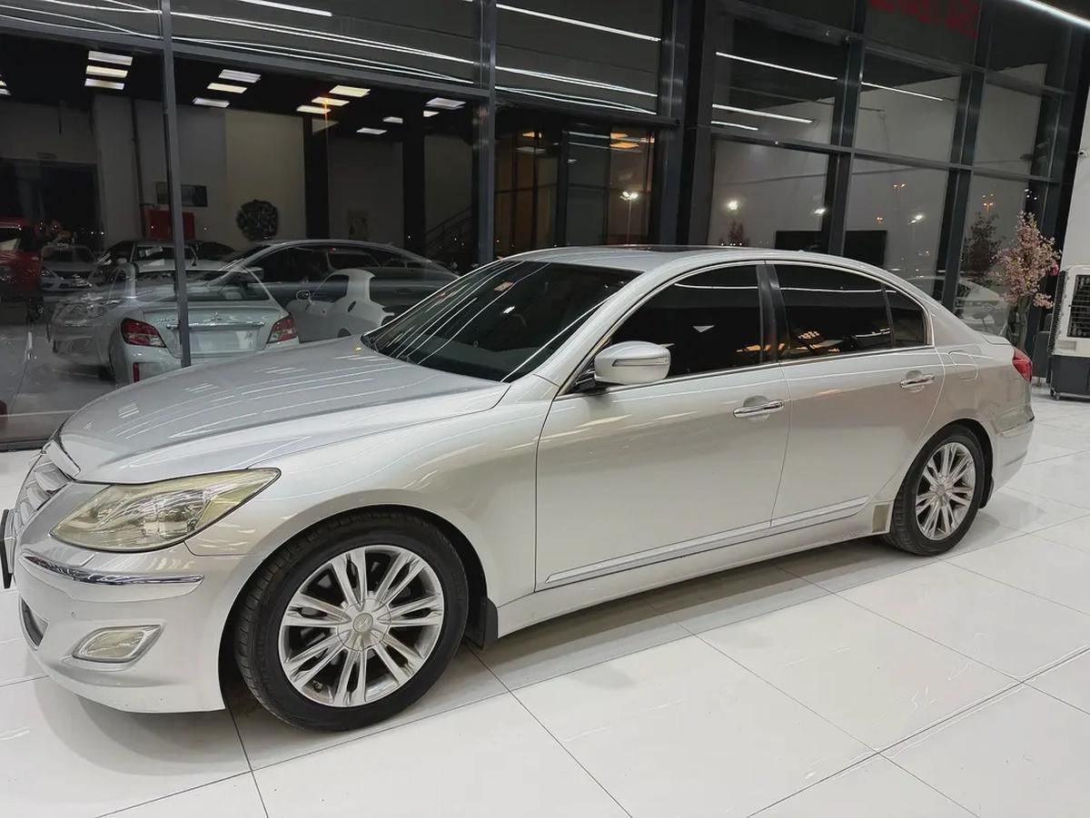 Genesis Gcc Full option-1-1