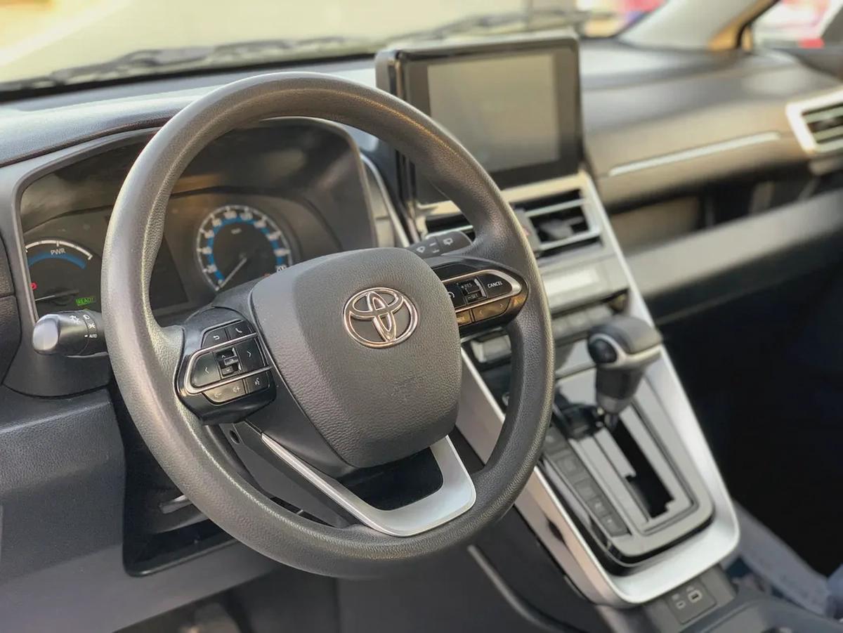 AED 1800 Per month No down payment needed | 2024 Model Hybrid engine-7-7