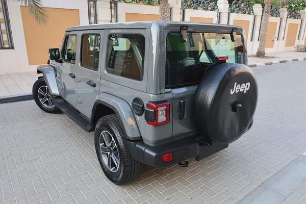 JEEP WRANGLER SAHARA UNLIMITED PLUS - GCC SPECS - UNDER WARRANTY / SERVICE CONTRACT - ACCIDENT FREE