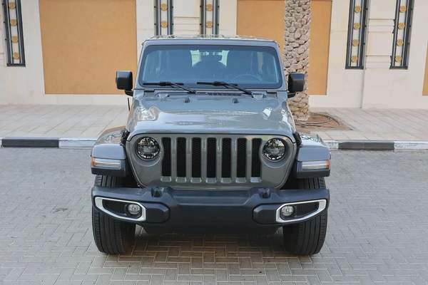 JEEP WRANGLER SAHARA UNLIMITED PLUS - GCC SPECS - UNDER WARRANTY / SERVICE CONTRACT - ACCIDENT FREE