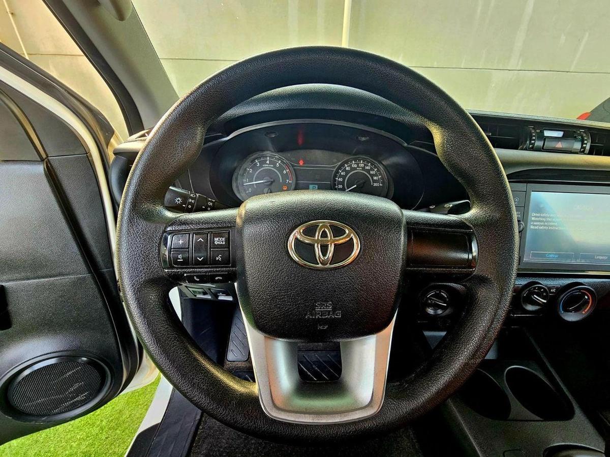 Toyota Hilux PATROL/ AUTO GEAR/ WIDE BODY / AUTO WINDOWS / FULL OPTION-12-12