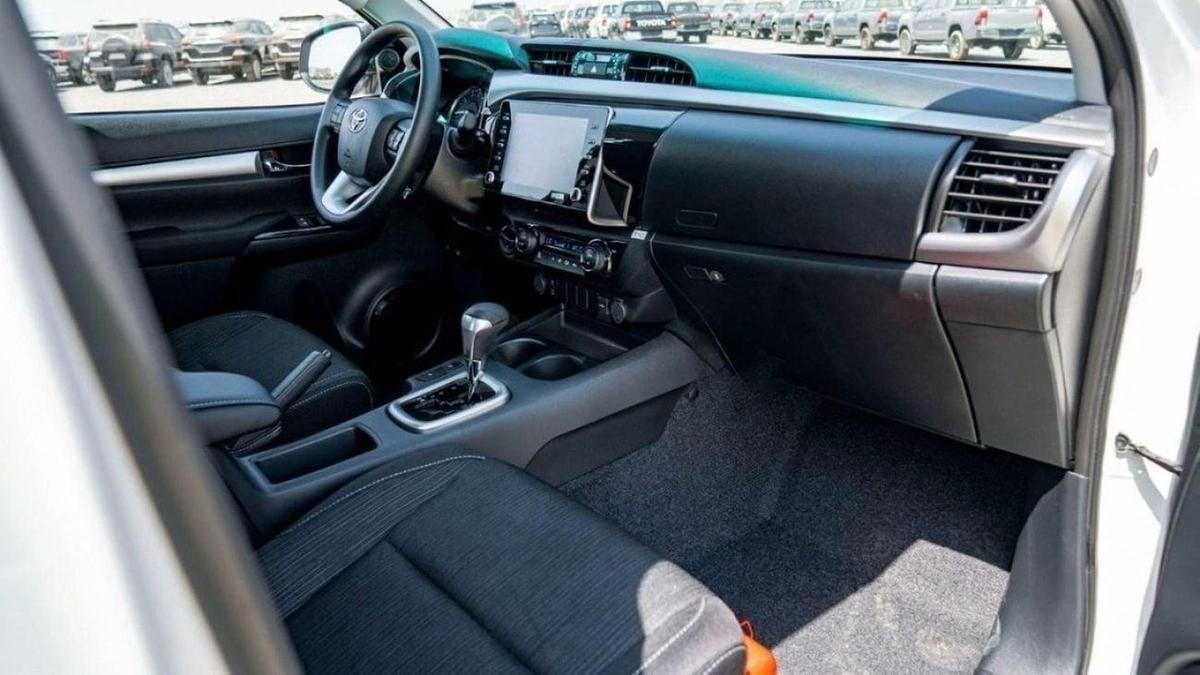 Toyota Hilux TOYOTA HILUX DC 4D AT 4X4 FULL OPTION MY2026 WHITE-12-12