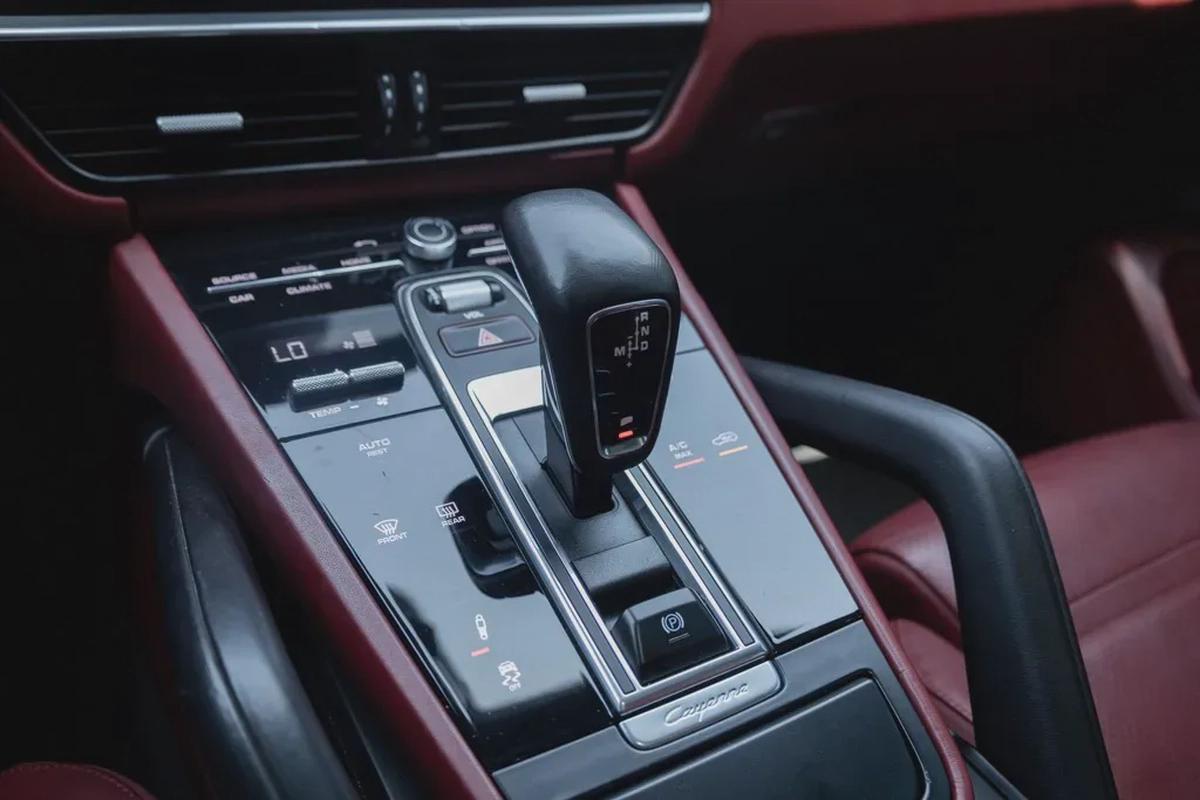 Porsche Cayenne Coupé 2021-20-20