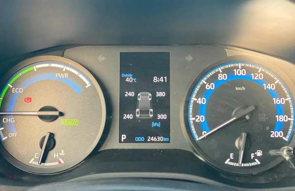 Toyota Innova SE+
