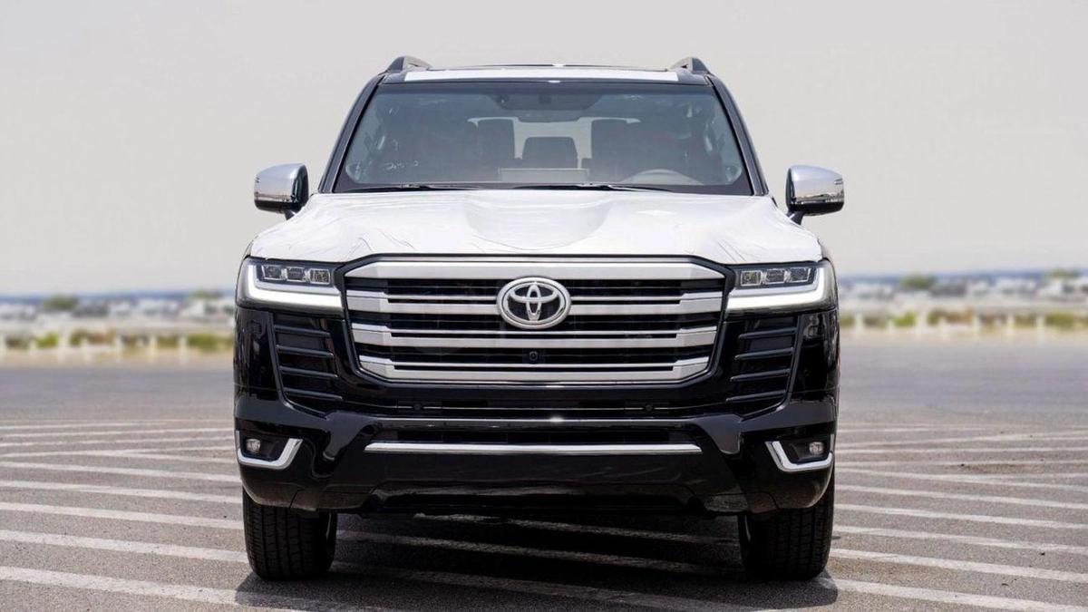 Toyota Land Cruiser VXR Diesel Full Option-2-2
