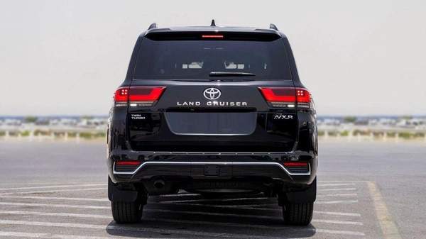 Toyota Land Cruiser VXR Diesel Full Option