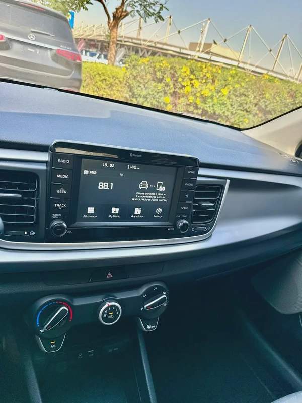 GCC Specs Kia Rio EX, 2021