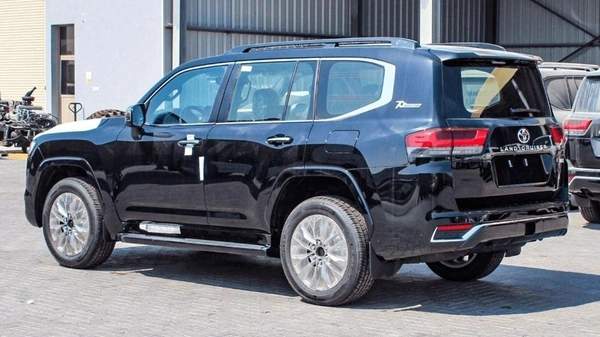 Toyota Land Cruiser TOYOTA LC300 3.3L VX-R V6 TURBO DIESEL AT
