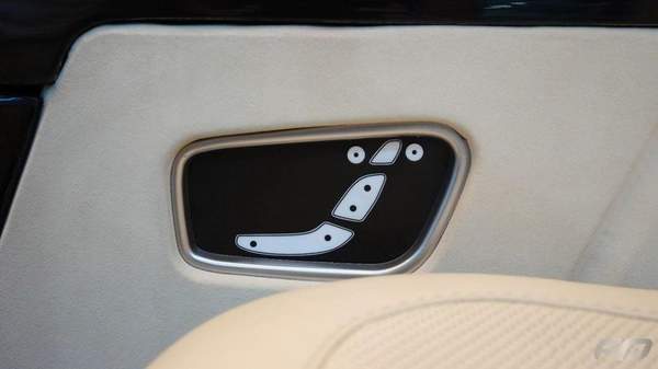 Mercedes-Benz V 300 VIP BUSINESS VAN – FULL LUXURY OPTION | BRAND NEW | GCC | 2025