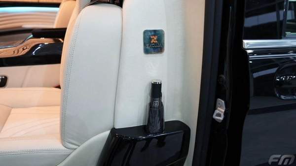 Mercedes-Benz V 300 VIP BUSINESS VAN – FULL LUXURY OPTION | BRAND NEW | GCC | 2025