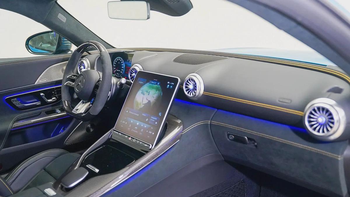 AMG GT63 | AED 8,647 PM | Up to 3 Years Warranty Unlimited |-5-5