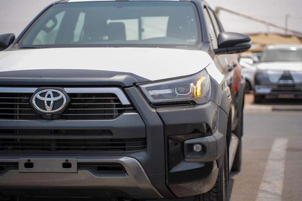 TOYOTA HILUX ADVENTURE 4.0 2025 MODEL