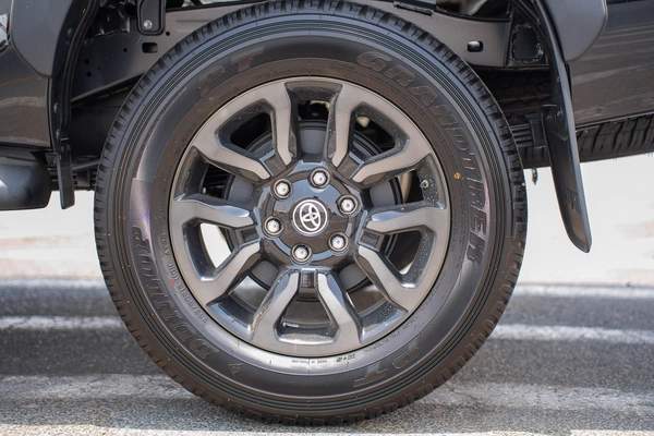 TOYOTA HILUX ADVENTURE 4.0 2025 MODEL