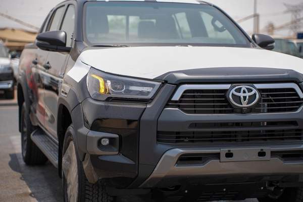 TOYOTA HILUX ADVENTURE 4.0 2025 MODEL