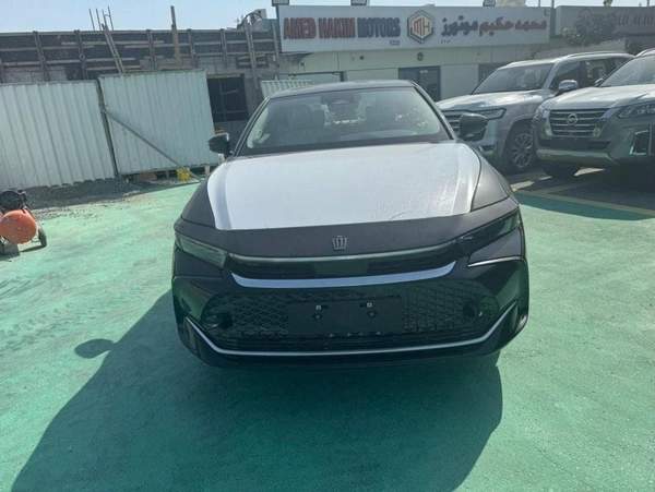 Toyota Crown TOYOTA CROWN 2.5L HYBRID FULL OPTION 2026 GCC FULL OPTION GCC SPECS