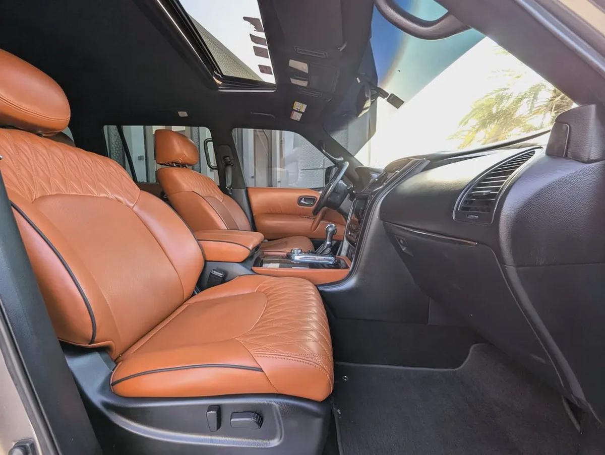 NISSAN PATROL 2013 FACELIFTED 2024 SE PLATINUM GCC V6 4.0L IN EXCELLENT CONDITION-4-4