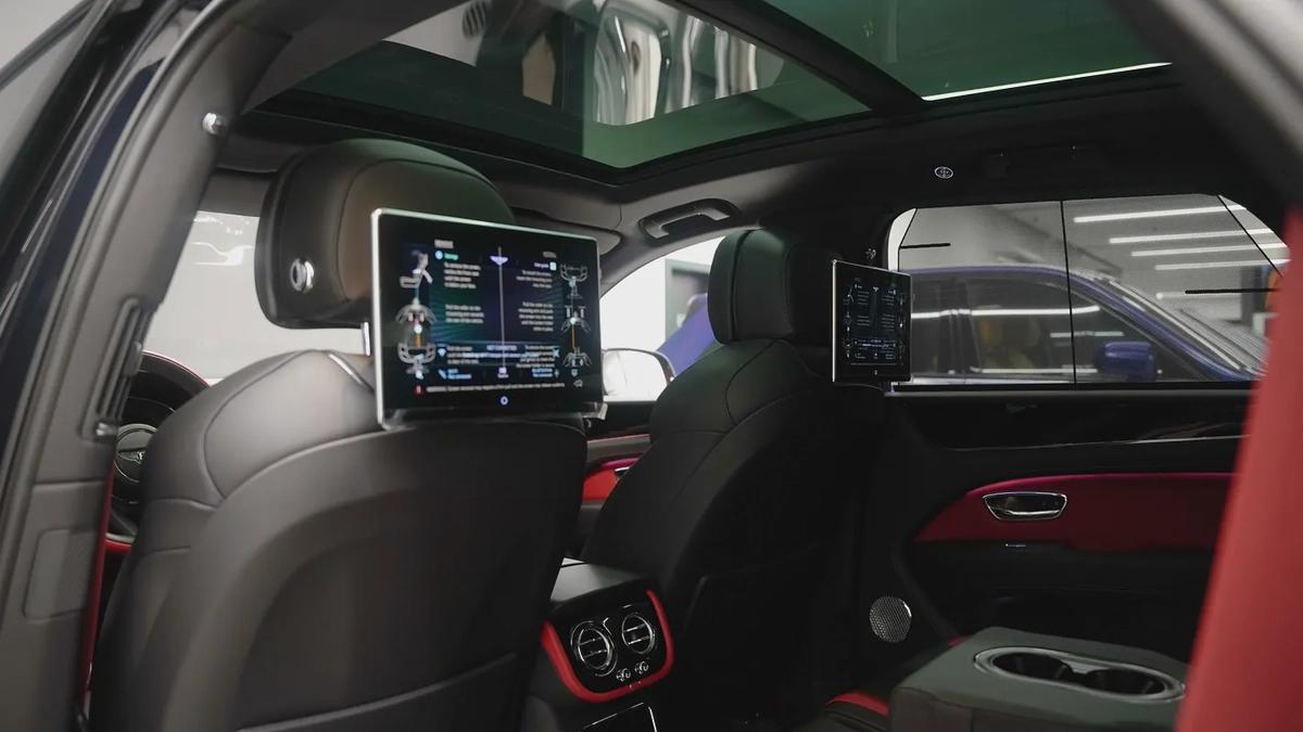 2022 BENTLEY BENTAYGA-12-12