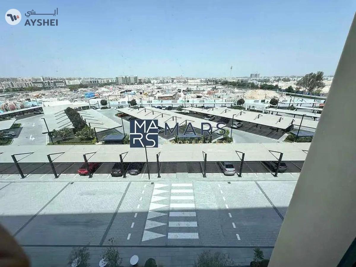 Big one bedroom with gym pool and parking-0-landscape