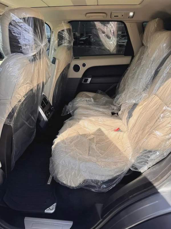 2020- RANGE ROVER SPORT HSE - AMERICAN SPECES - ONLY 146,000 KM