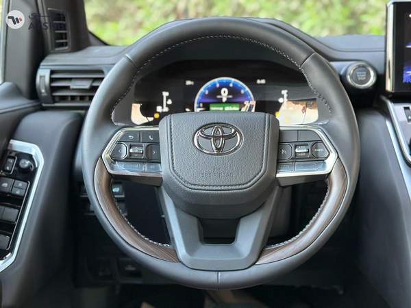 Toyota Land Cruiser GXR 3.5 TT