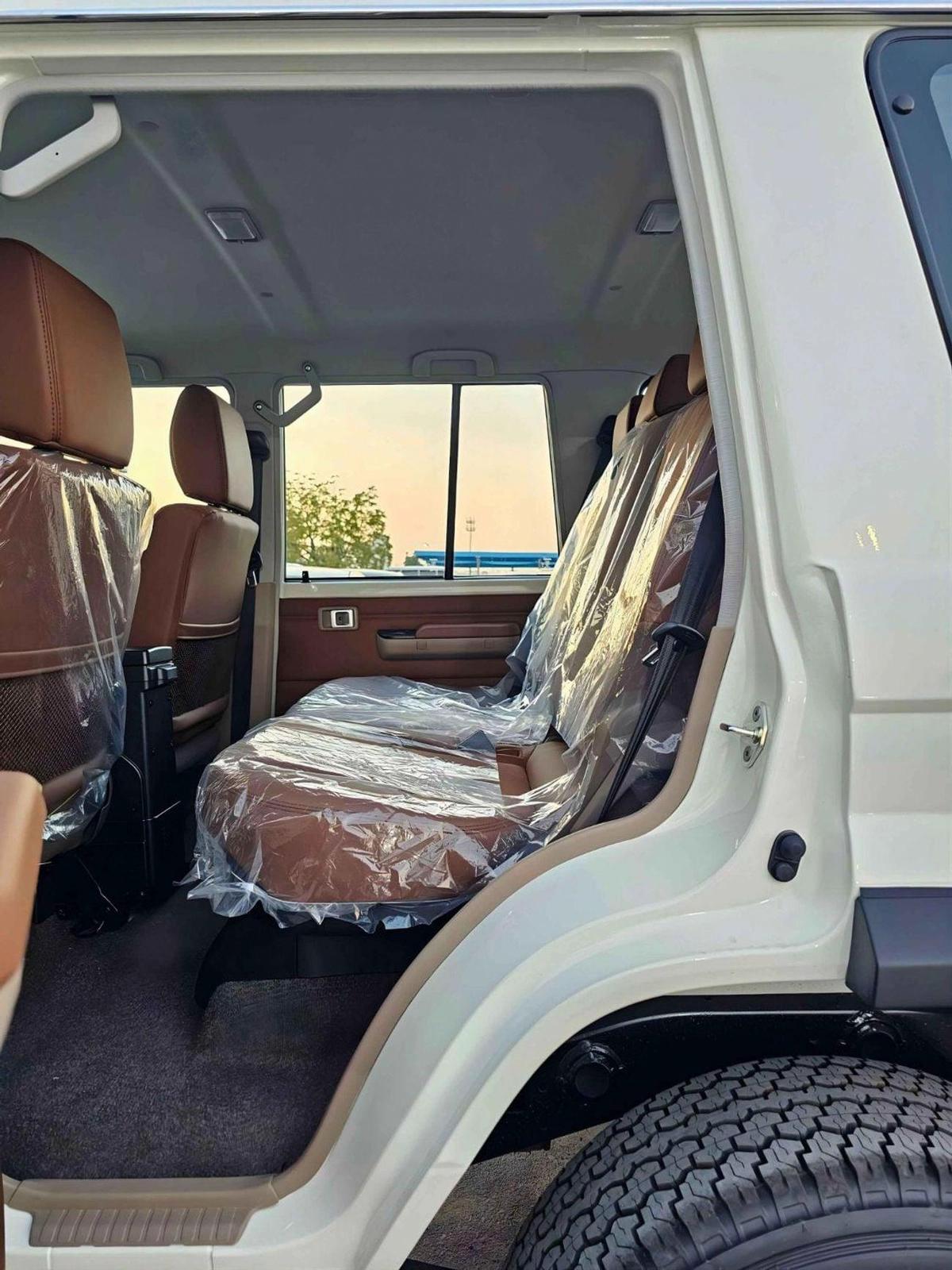 Toyota Land Cruiser 70 LX LC76 | 4.0L V6 PETROL | A/T | LEATHER SEATS | DVD+CAMERA | DIFF LOCKS | 5 DOORS (CODE#H76PAF)-14-14