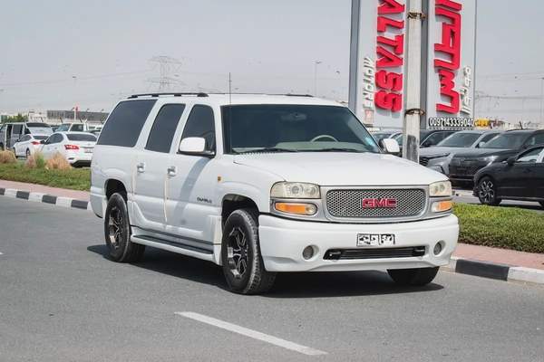 2001 - GMC YUKON XL DENALI - JAPAN IMPORTED