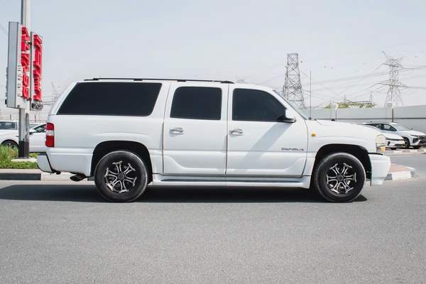 2001 - GMC YUKON XL DENALI - JAPAN IMPORTED