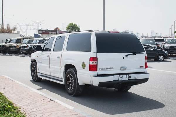 2001 - GMC YUKON XL DENALI - JAPAN IMPORTED