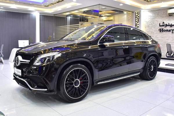 Mercedes Benz GLE 350d ( 2018 Model ) in Black Color European Specs