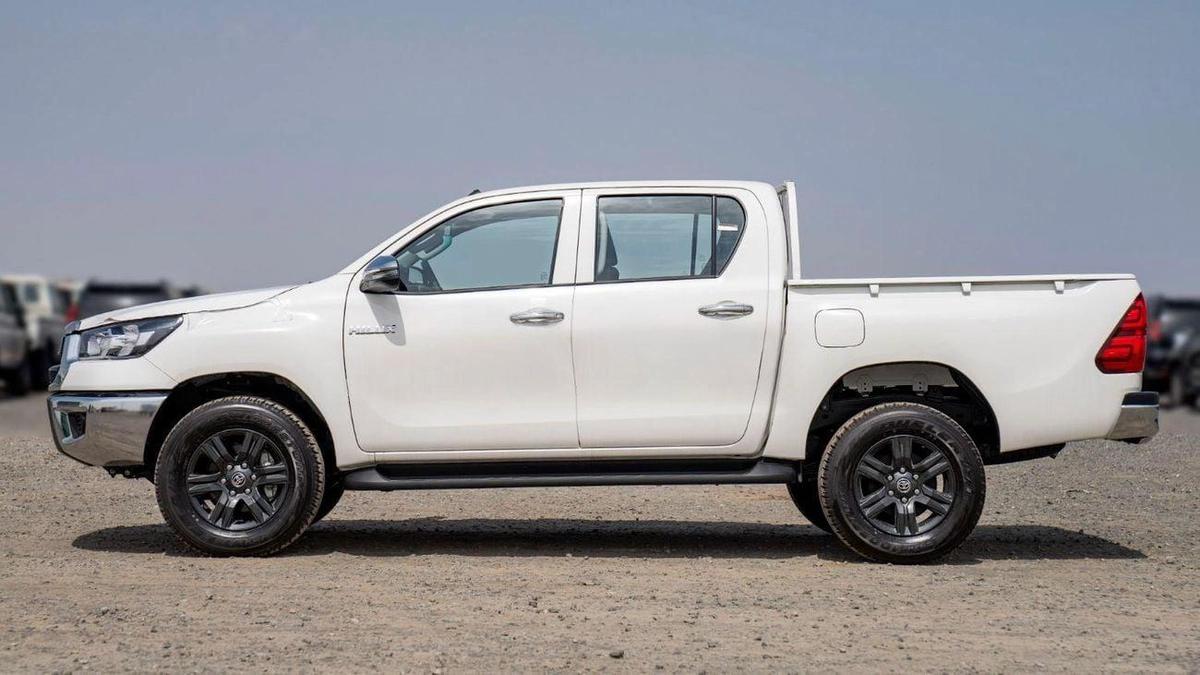 Toyota Hilux Toyota Hilux Toyota Hilux 2.7L petrol A/T MY25-7-7
