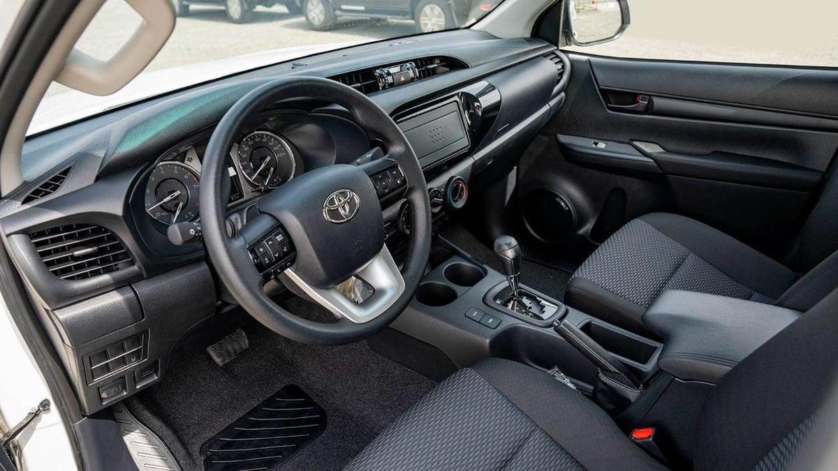 Toyota Hilux Toyota Hilux Toyota Hilux 2.7L petrol A/T MY25-11-11