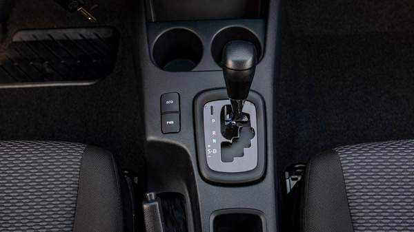 Toyota Hilux Toyota Hilux Toyota Hilux 2.7L petrol A/T MY25