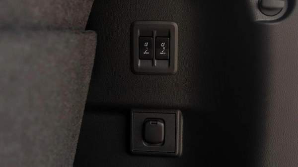 Toyota Prado Premium 2.4L petrol MY 2025 FULL OPTION