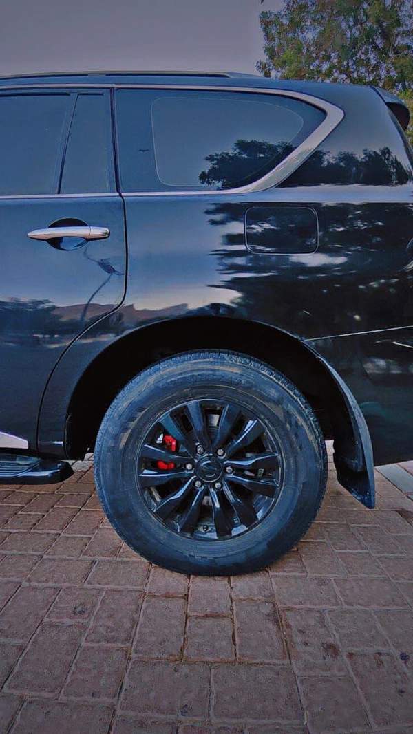 Nissan Patrol SUV