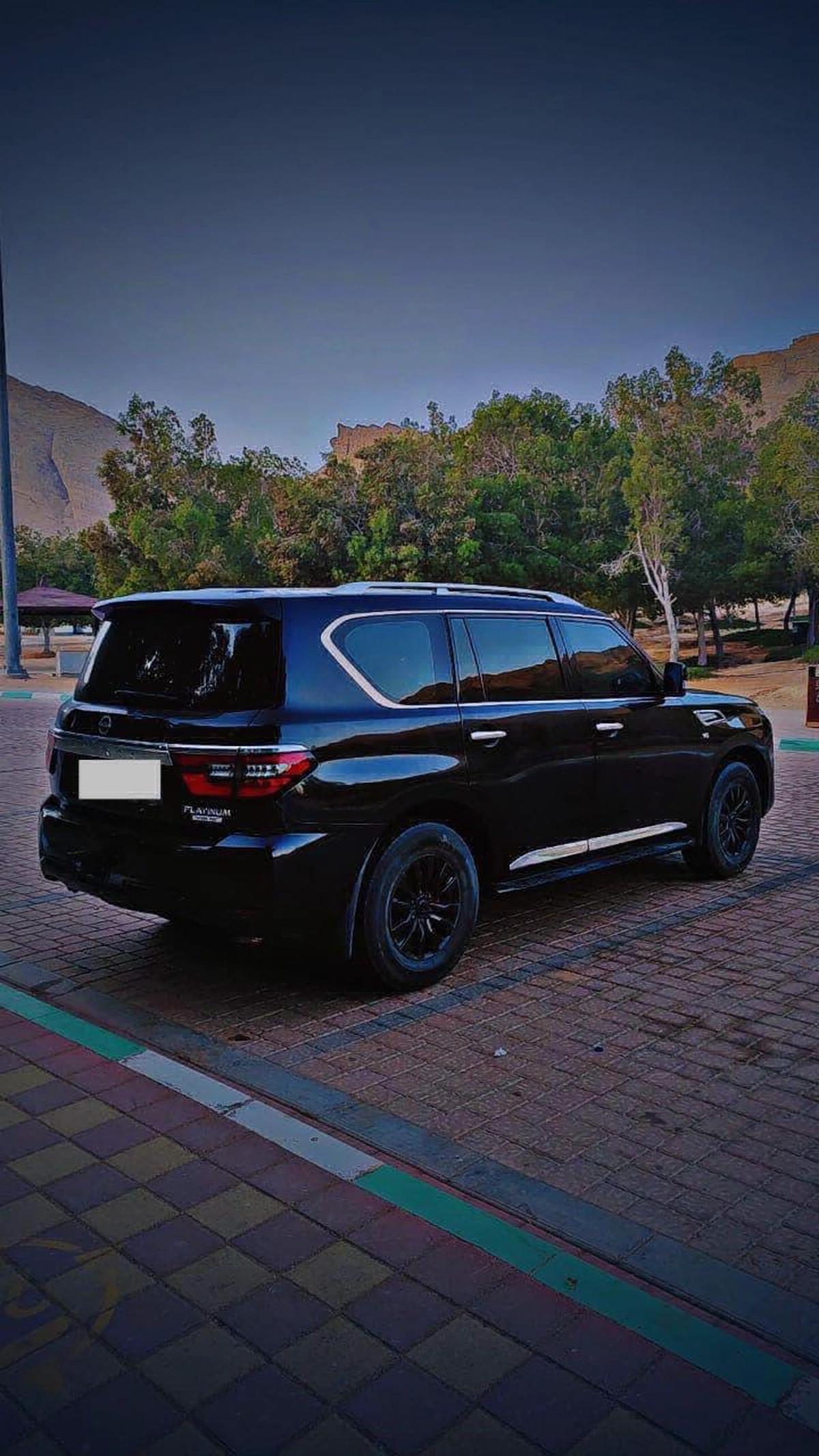 Nissan Patrol SUV-2-2