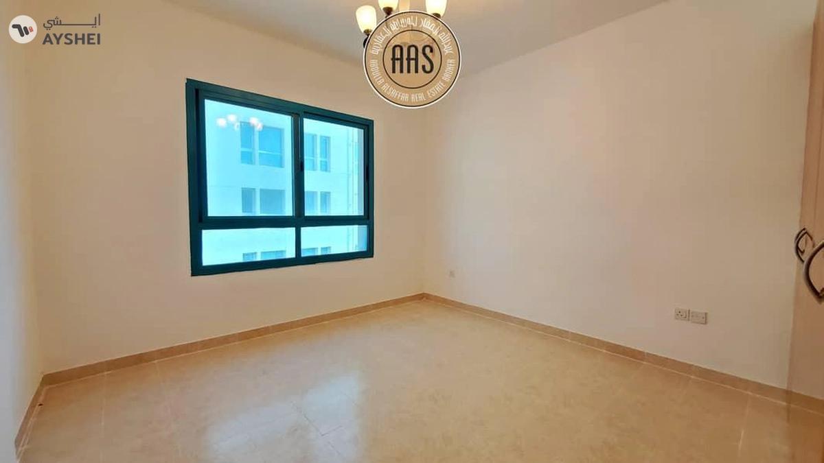 Next To Al Mulla Plaza 2Bhk Available For Rent With All Facilities-7-7